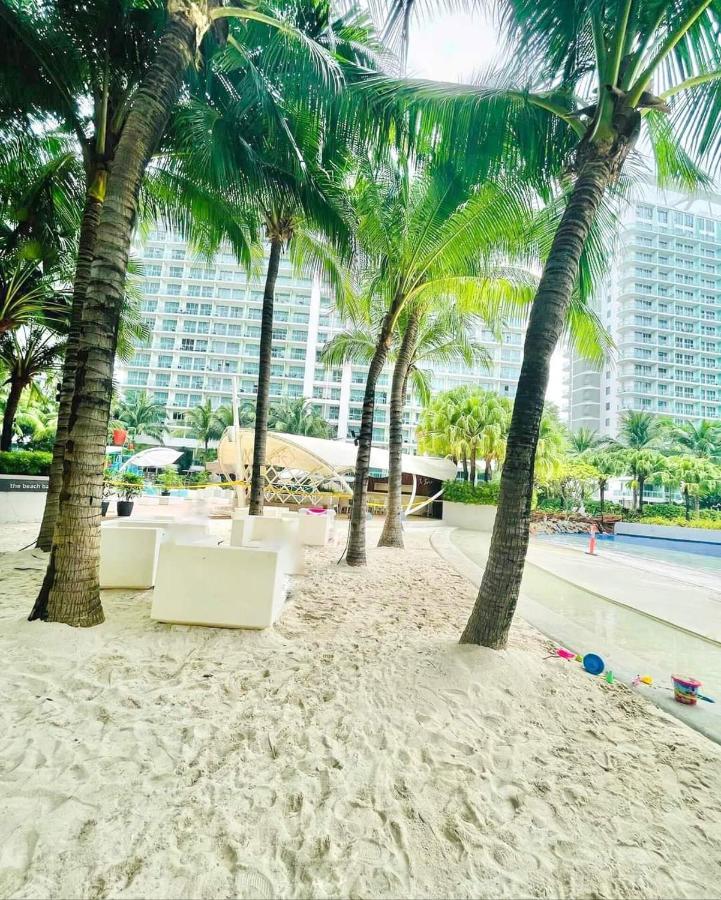 Room At Sm Bicutan Manila Exterior photo